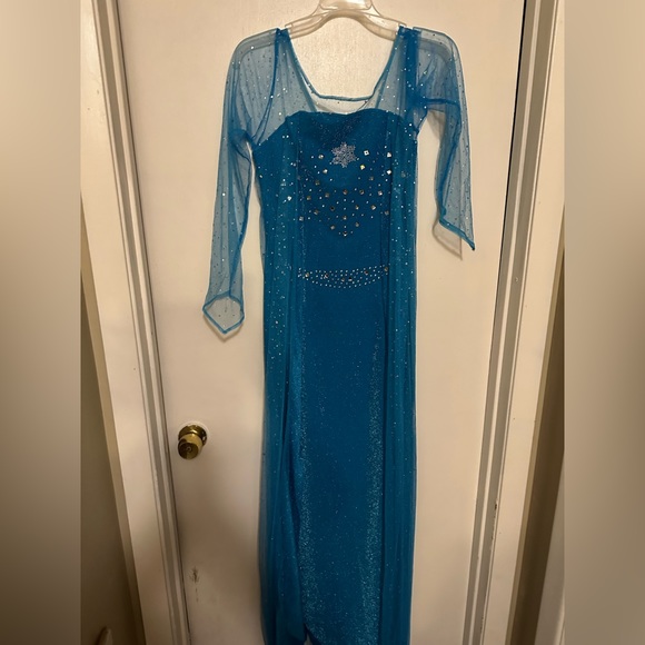 Size Medium Disney Princess - Picture 7 of 9